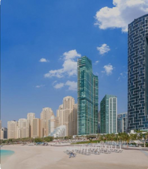 Stunning 5* 4BR-Oceanfront-Apartment
